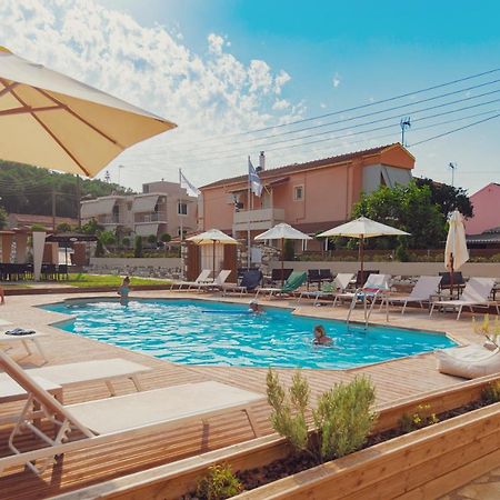 Nuevo Vista Bed & Breakfast Kavos Bagian luar foto