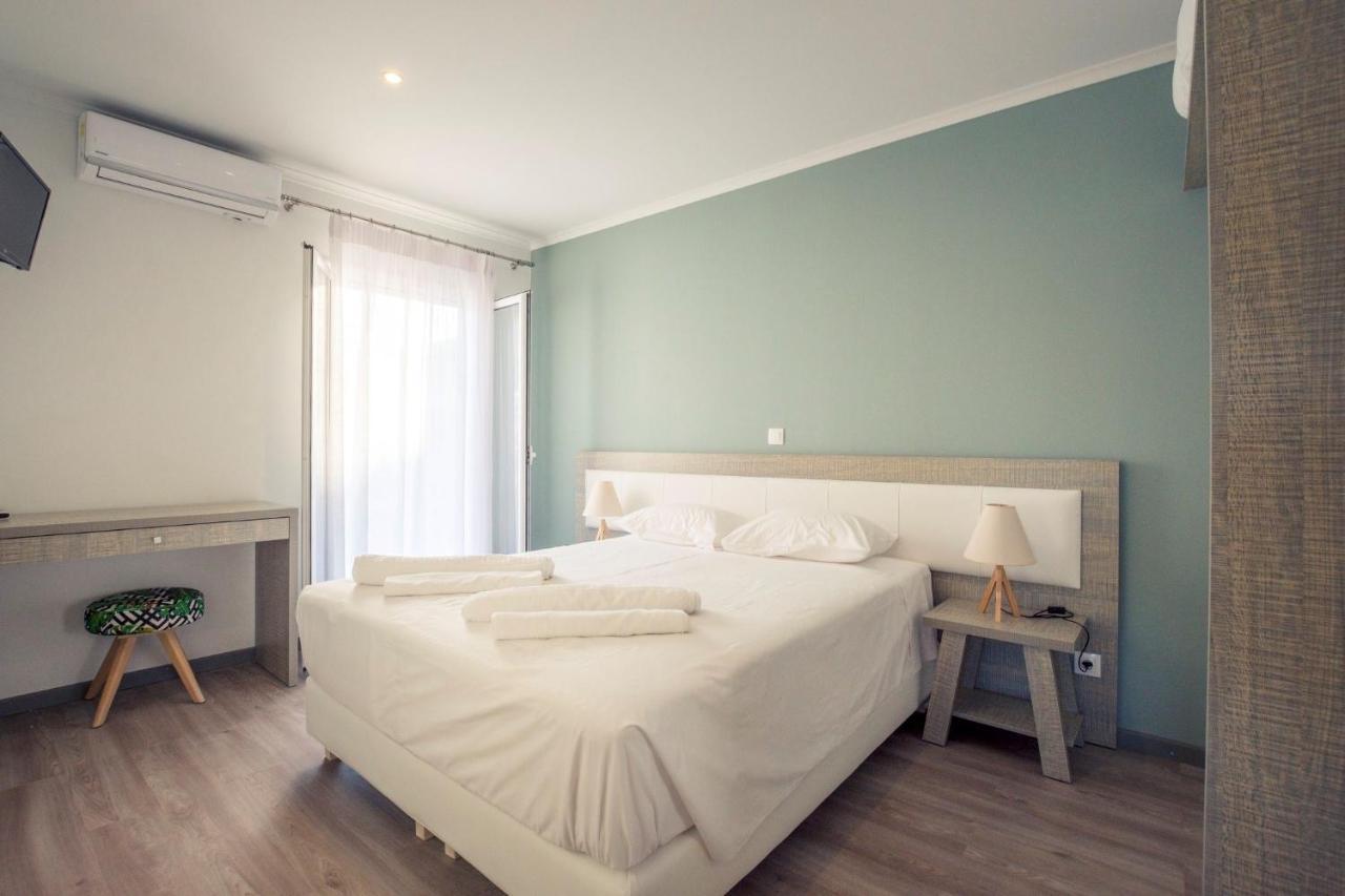 Nuevo Vista Bed & Breakfast Kavos Bagian luar foto