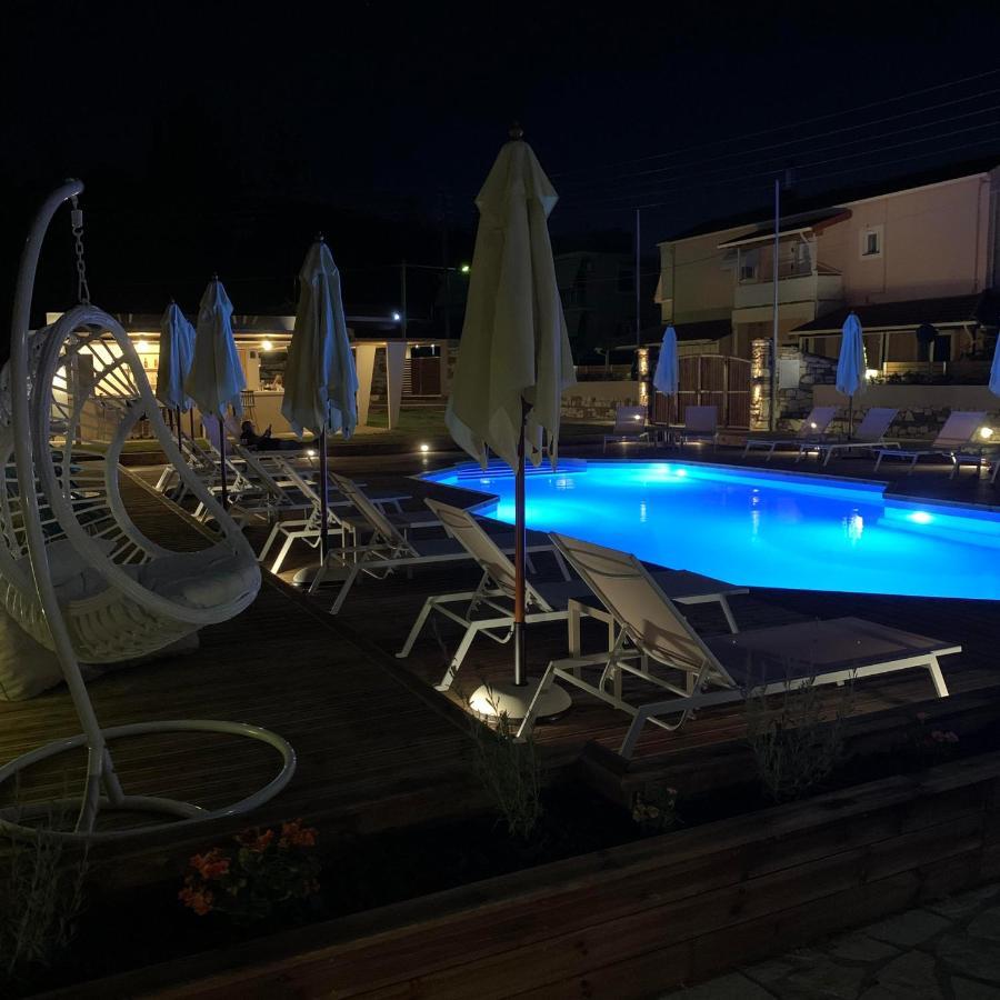 Nuevo Vista Bed & Breakfast Kavos Bagian luar foto